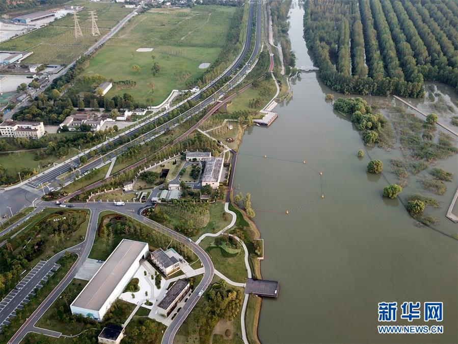 (在習(xí)近平新時(shí)代中國(guó)特色社會(huì)主義思想指引下——新時(shí)代新作為新篇章·習(xí)近平總書記關(guān)切事·圖文互動(dòng))(5)長(zhǎng)三角的新答卷——“十三五”收官之年的長(zhǎng)三角一體化新故事