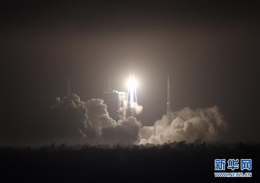 (科技)(9)長(zhǎng)征七號(hào)改遙二運(yùn)載火箭發(fā)射成功