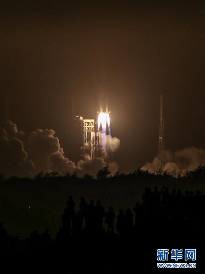 (科技)(11)長(zhǎng)征七號(hào)改遙二運(yùn)載火箭發(fā)射成功